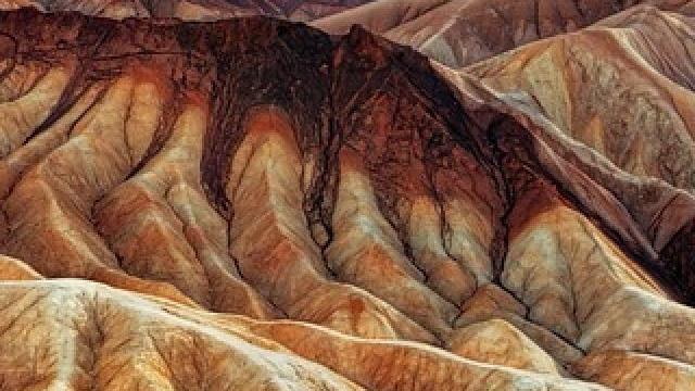 ماذا يسمى انفصال التربة عن سطح الارض