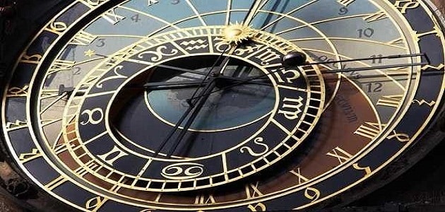 من كان أول من اخترع الساعة؟