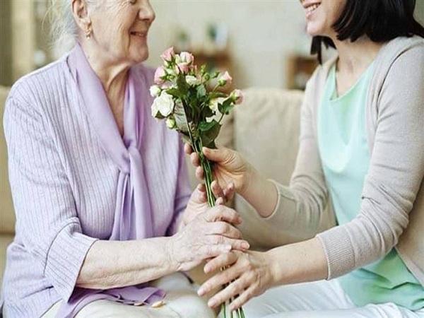 هدايا عيد الأم في حدود 100 جنيه