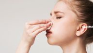 فسر حلمك مجانًا.. ما تفسير خروج المخاط الأسود من الأنف في المنام؟